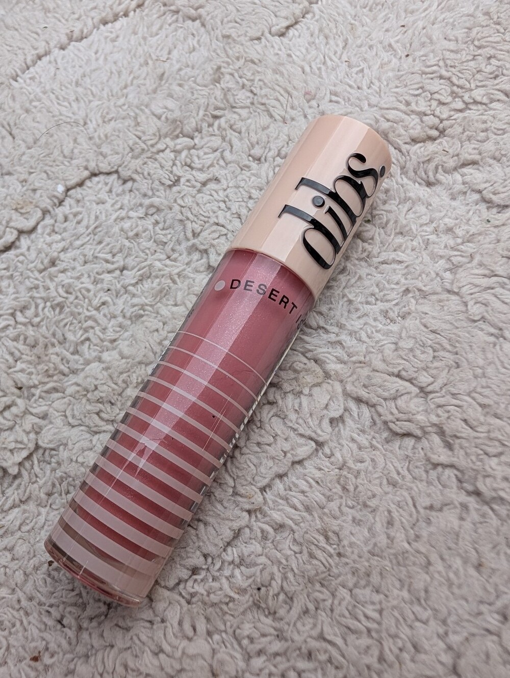 Dibs Lipgloss Sealed Effortless Pink NWT